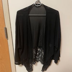 Short lace kimono!